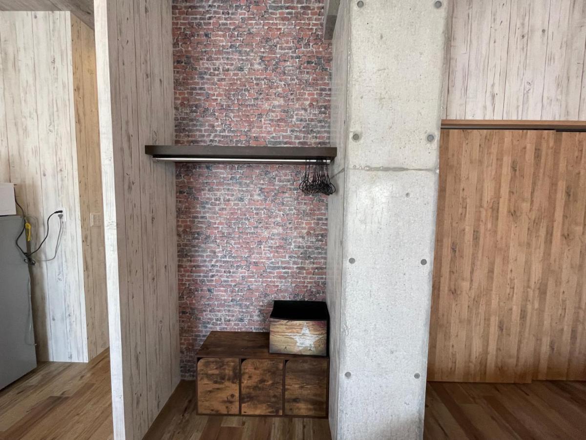 Wolf Pack Apartment 1002 Осака Екстериор снимка