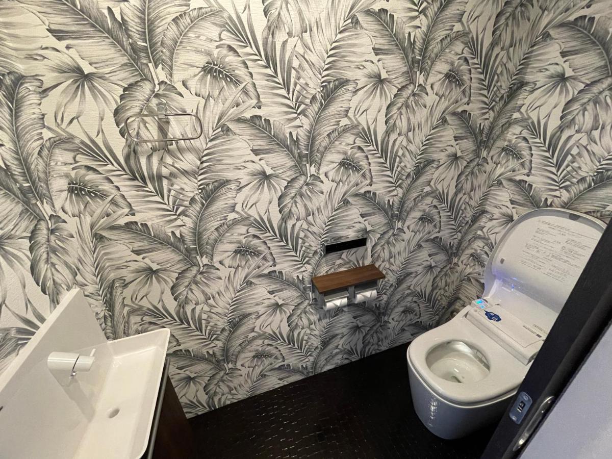 Wolf Pack Apartment 1002 Осака Екстериор снимка